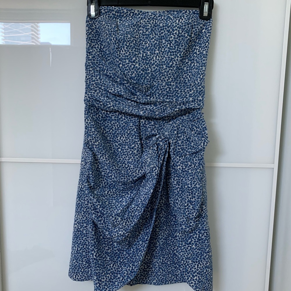 Brand new Club Monaco strapless dress in size 0 in perfect condition